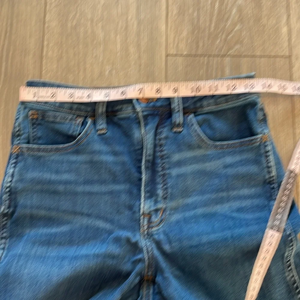 Madewell Curvy Roadtripper Jean
